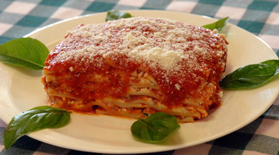frankies-deli-catering-lasagna
